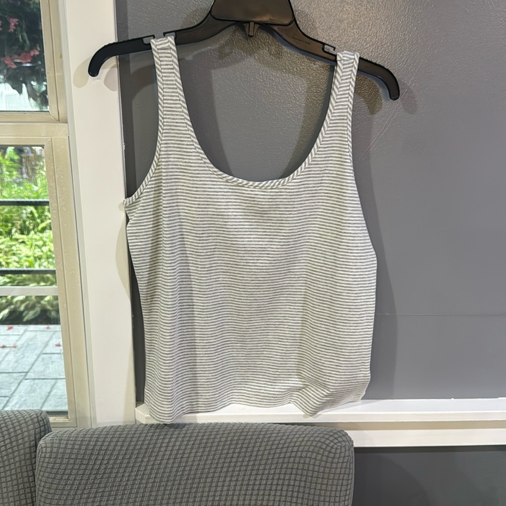 Cabi charm tank